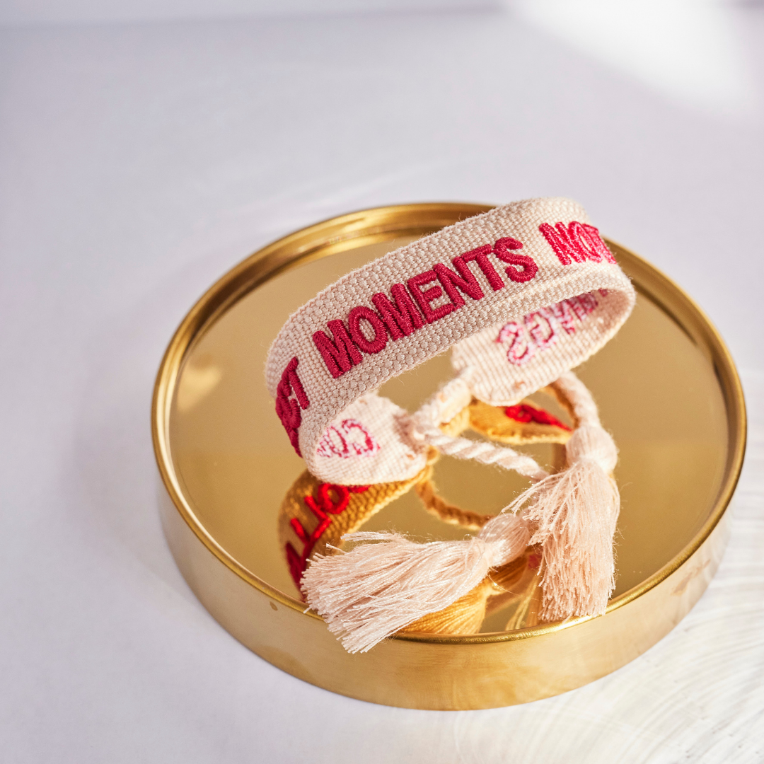 COLLECT MOMENTS NOT THINGS | Statementarmband