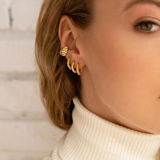 MADELEINE GOLD HOOPS | Goldohrringe